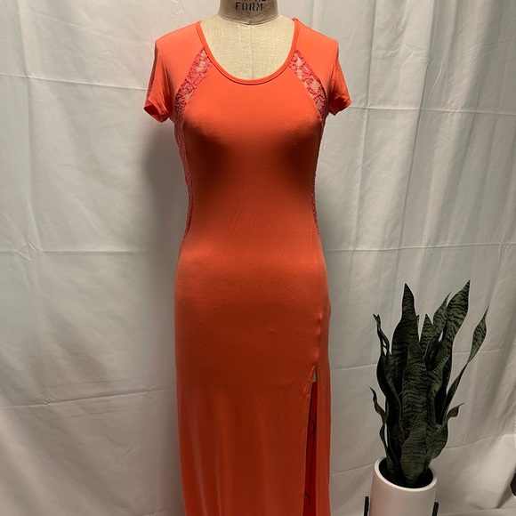 Maxi dress - Picture 2 of 7